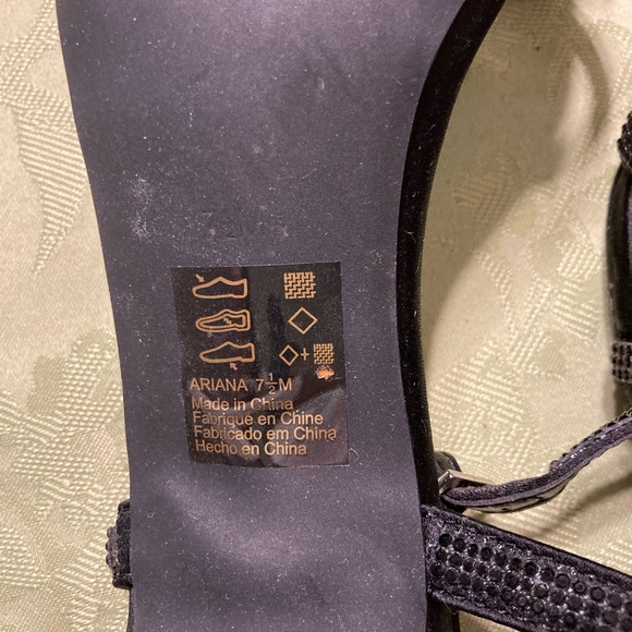 Black rhinestone strapped 3” heels, Sz 7 1/2 ladies - Picture 6 of 6